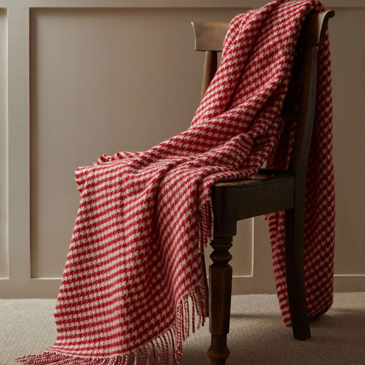 Red Houndstooth Pure New Wool Throw 